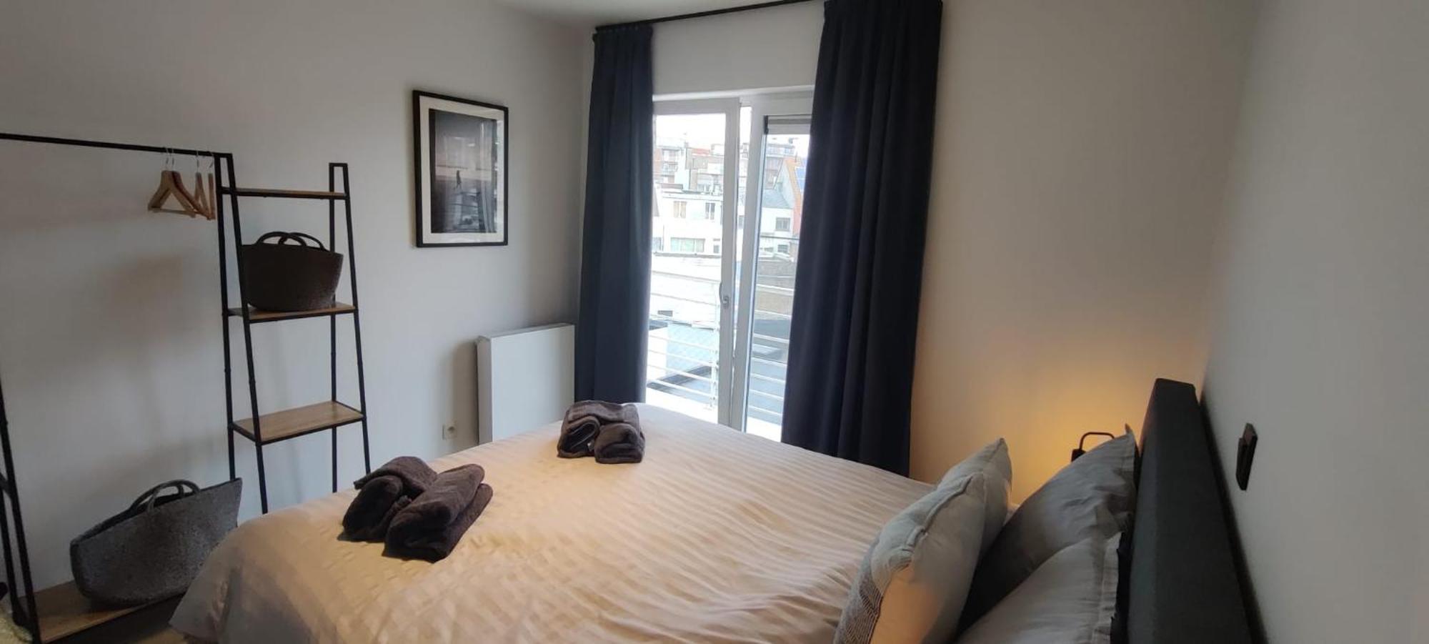 Luxueus, Ruim Appartement Op 350M Van Het Strand Ostende Kültér fotó