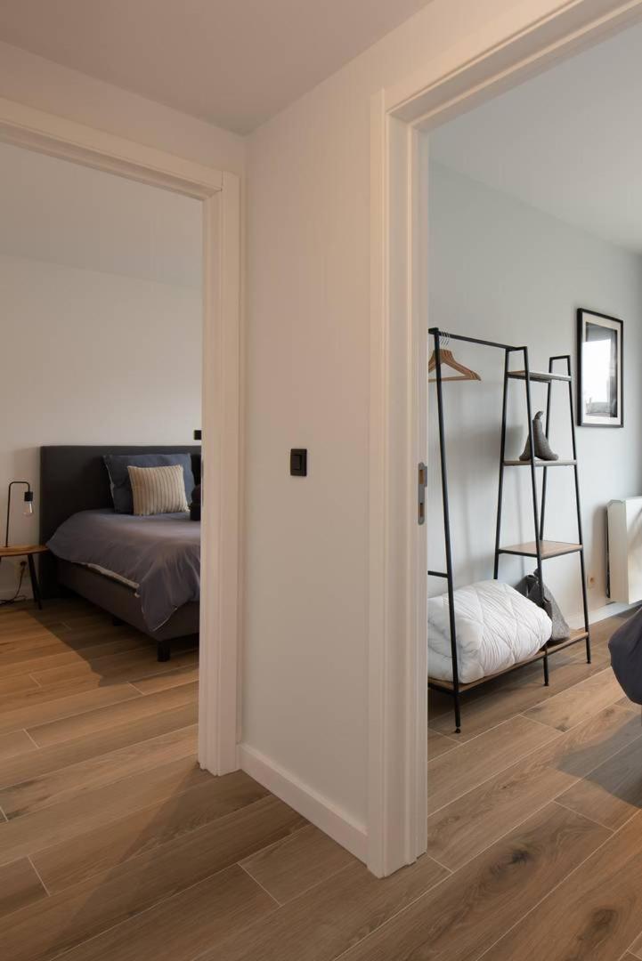 Luxueus, Ruim Appartement Op 350M Van Het Strand Ostende Kültér fotó