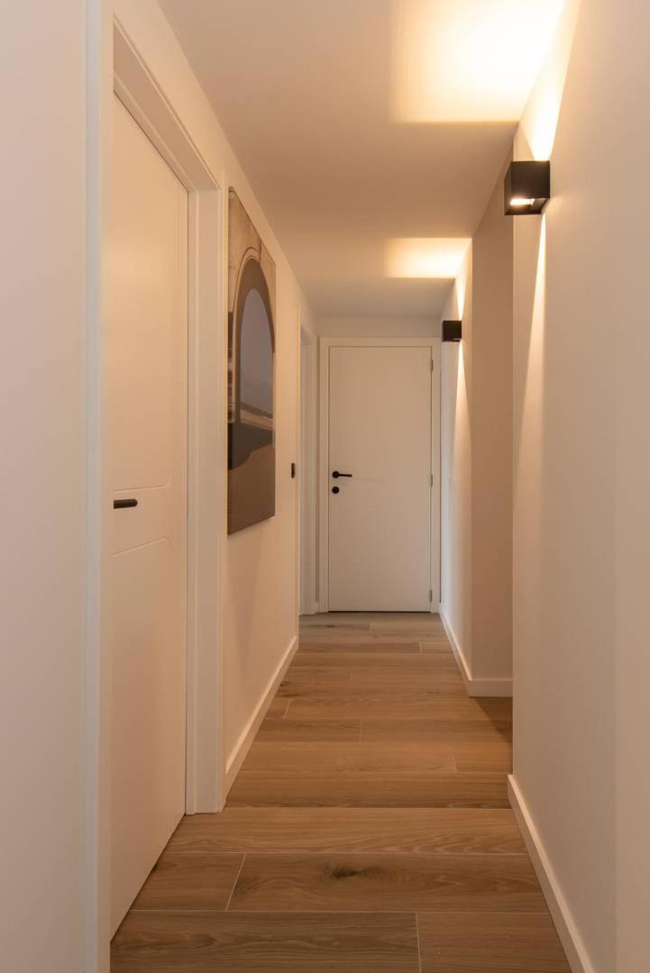 Luxueus, Ruim Appartement Op 350M Van Het Strand Ostende Kültér fotó